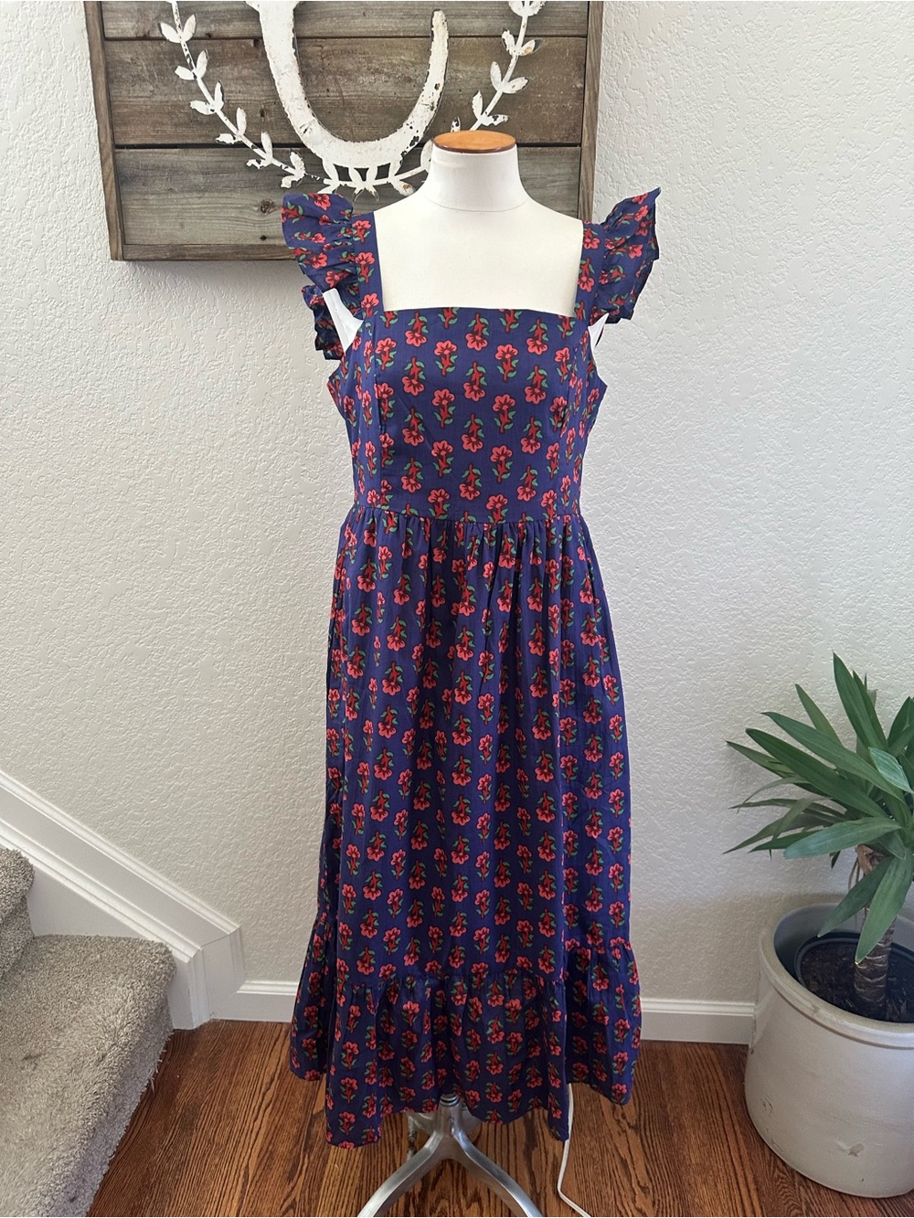 Nordstrom Maisie Women’s Navy Floral Midi Dress with Ruffle Straps size L NWT